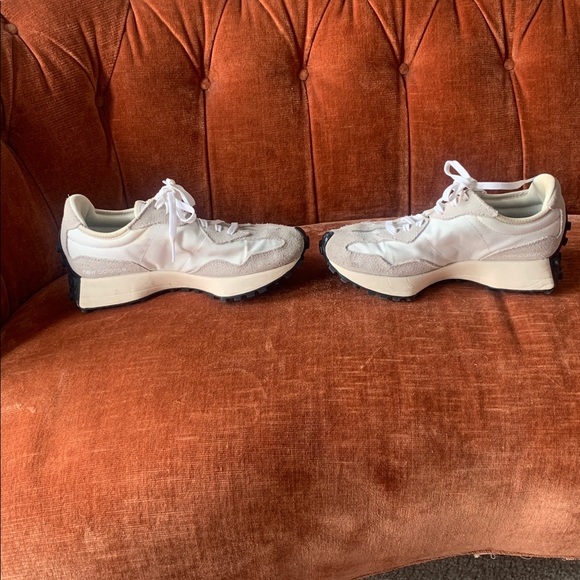 New Balance 327 women’s sneakers size 7 - Picture 5 of 10